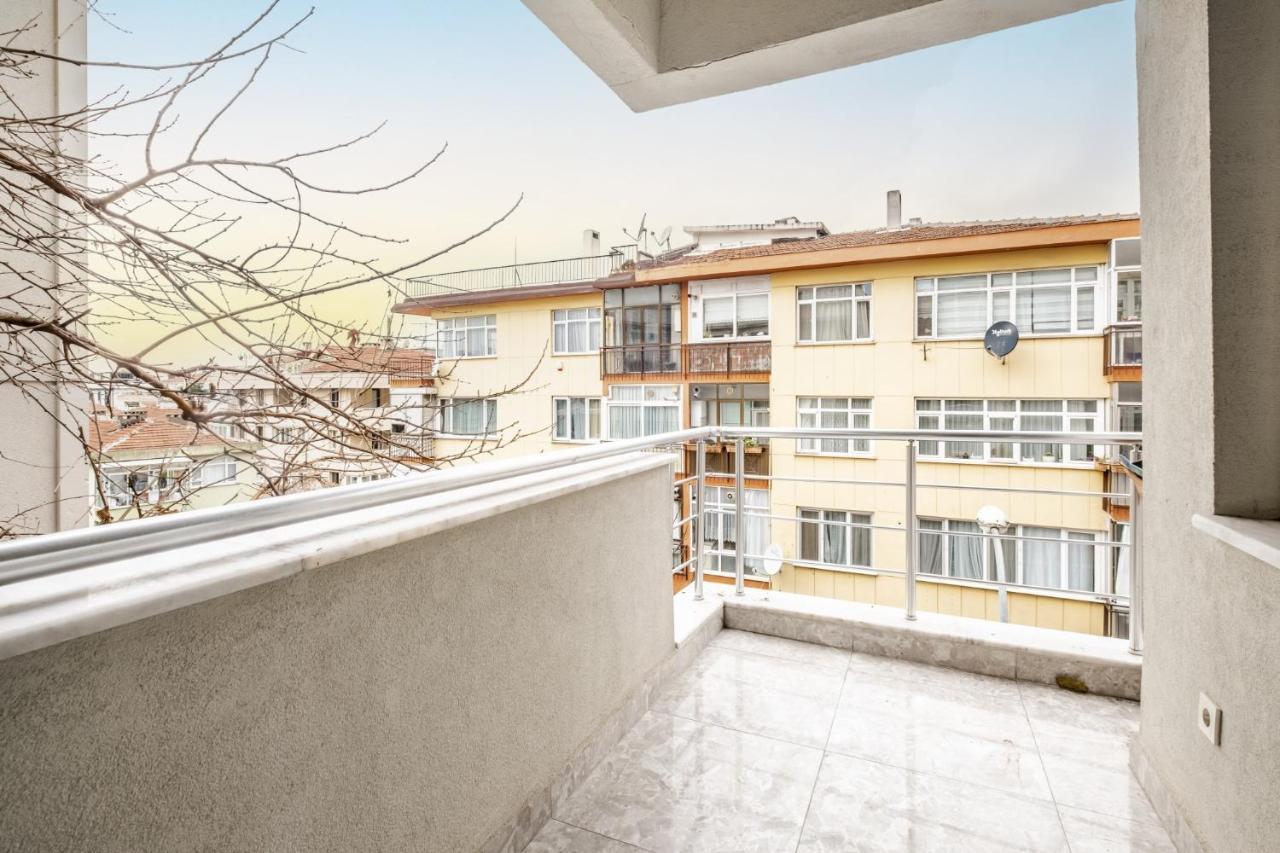 Vibrant Flat With Balcony In Maltepe Apartment Истанбул Екстериор снимка
