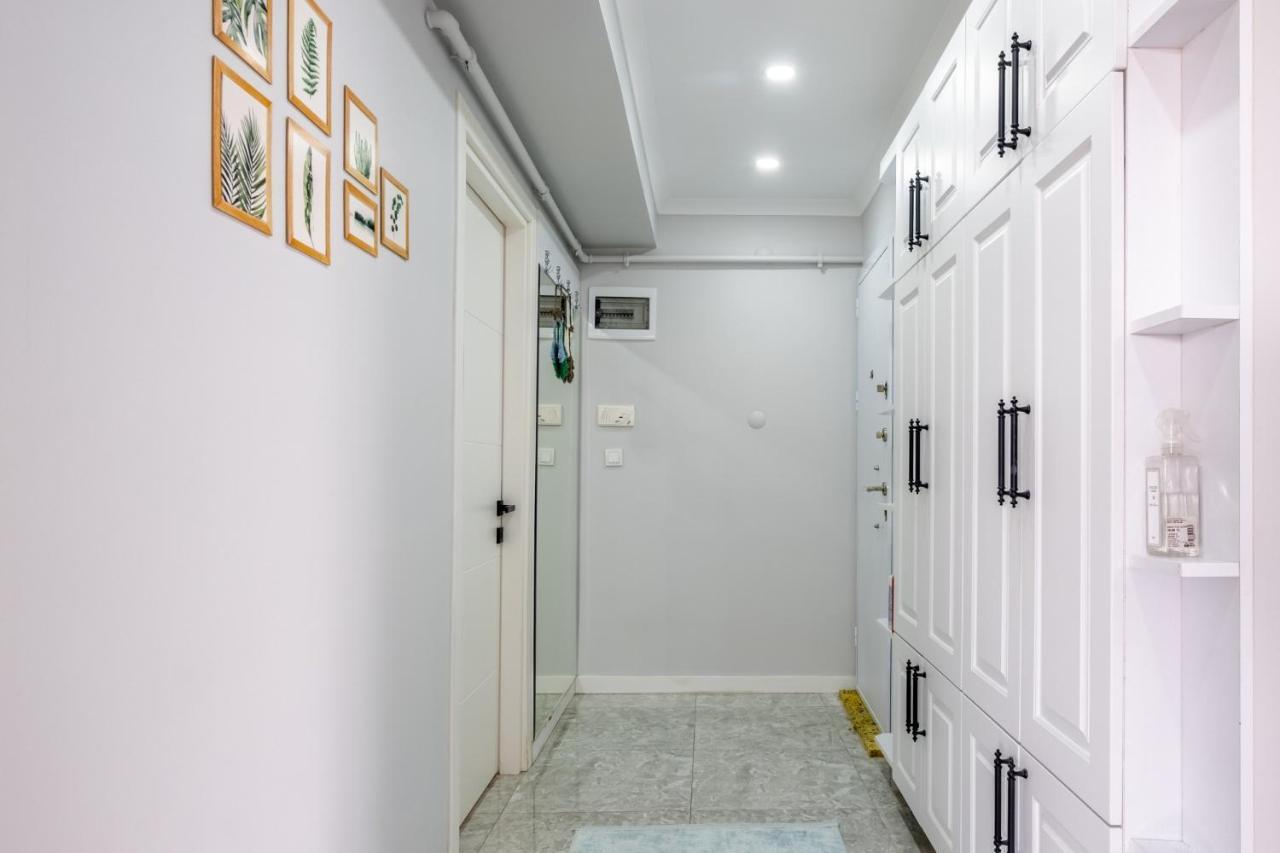 Vibrant Flat With Balcony In Maltepe Apartment Истанбул Екстериор снимка